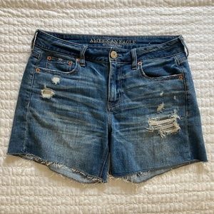 American Eagle Tomgirl Midi Short Size 4